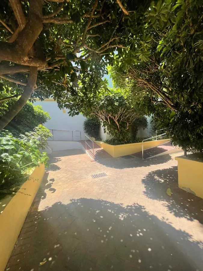 公寓 Apartamento Jardines Del Rocio 托雷德尔马尔 西班牙